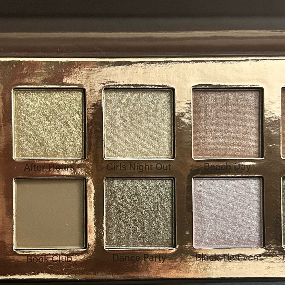 Mally Beauty Gold and Silver Eyeshadow Palette Metallic Finish